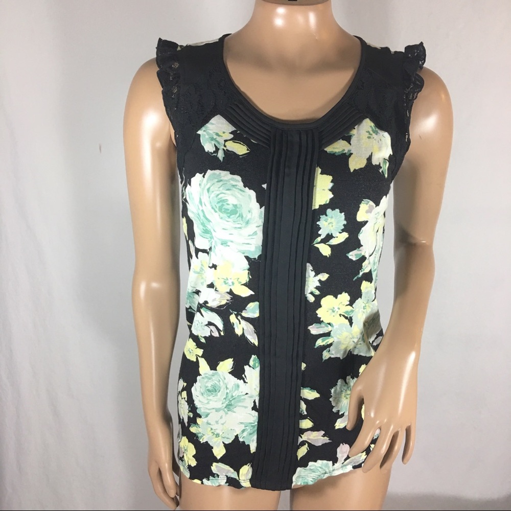 Elle Feminine Floral Sleeveless Top